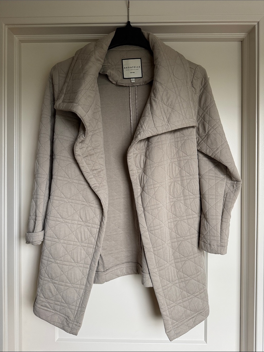 Bagatelle Quilted Open-Front Trench Coat in Light Taupe